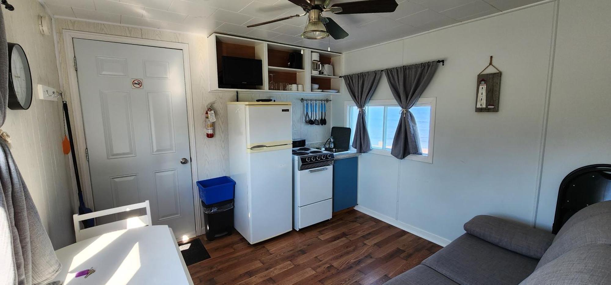 Les Cabines Sur Mer Cap-des-Rosiers Bilik gambar